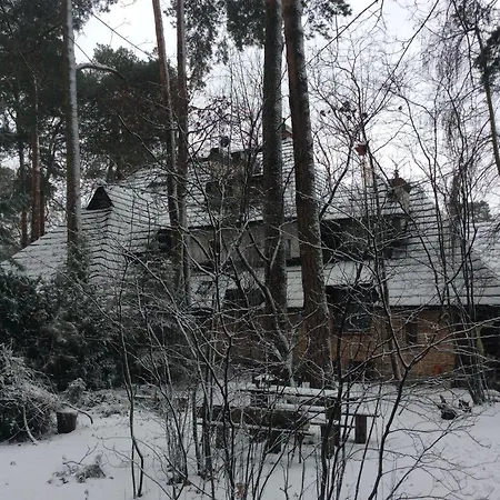 Pokoj W Domu Z Ogrodem W Milanowku
